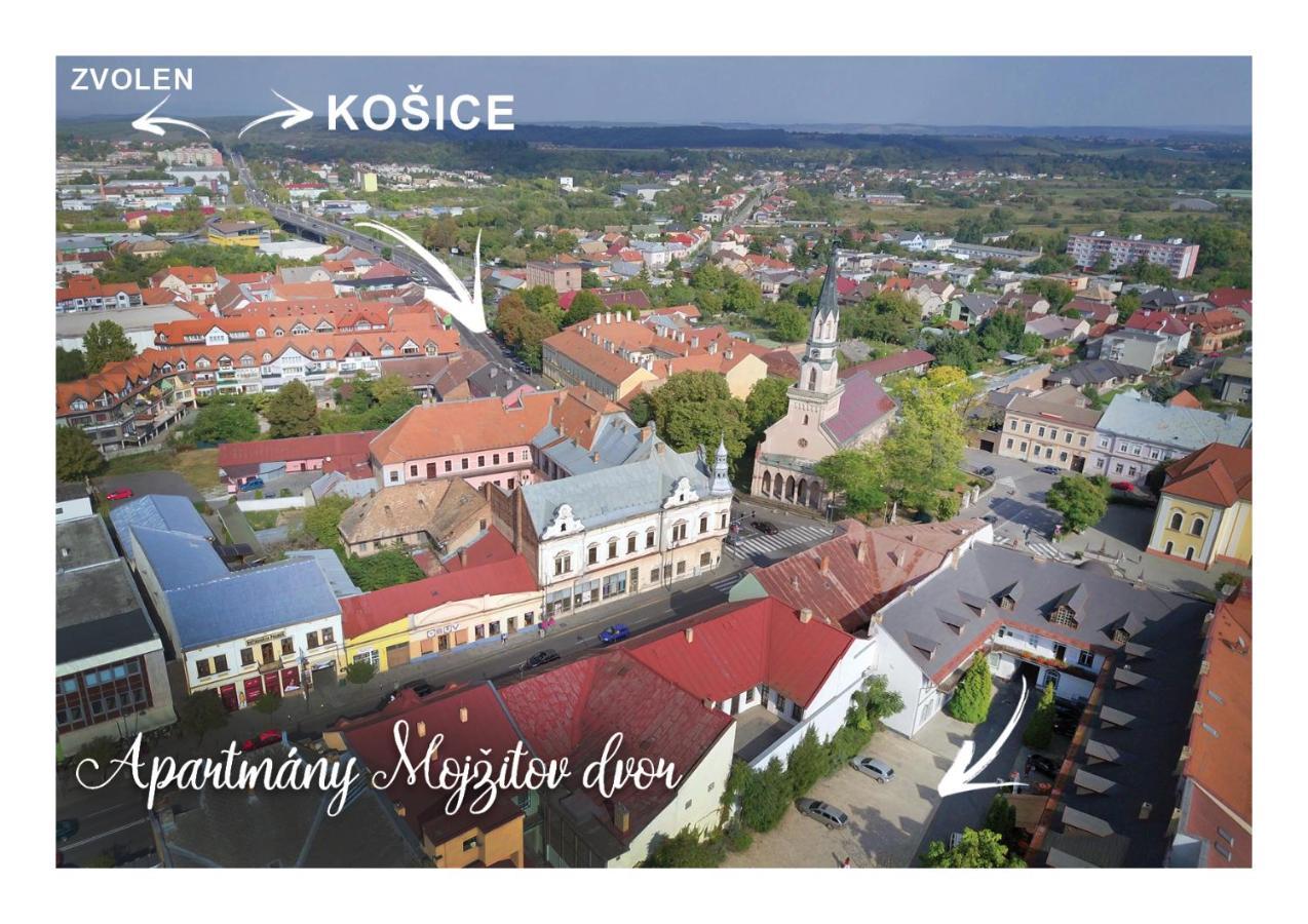Apartmany Mojzitov Dvor Лученец Экстерьер фото